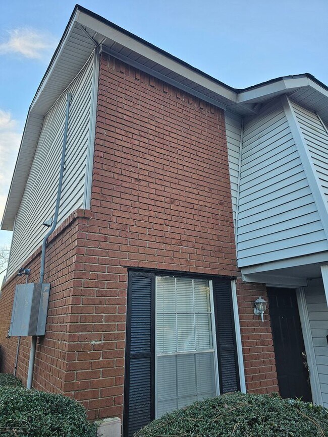 Foto del edificio - Townhome