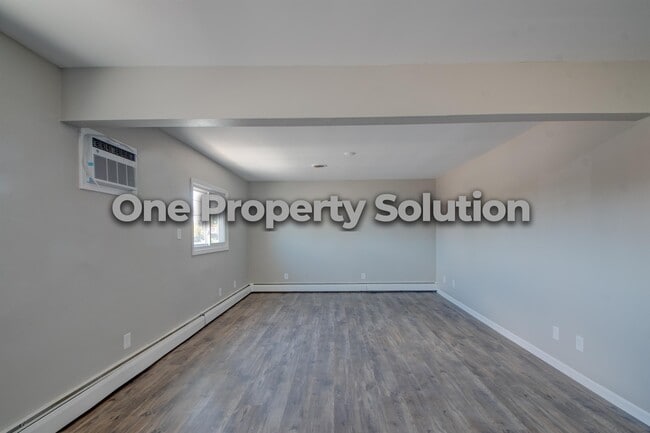 Foto del edificio - 5284 Broadway 2E Broadway