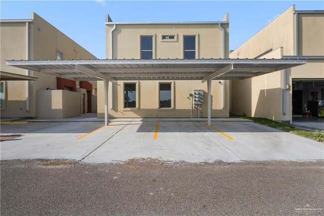 Building Photo - 19 Camellia Ave