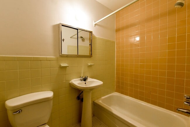 Photo du bâtiment - 3495 Av. Van Horne