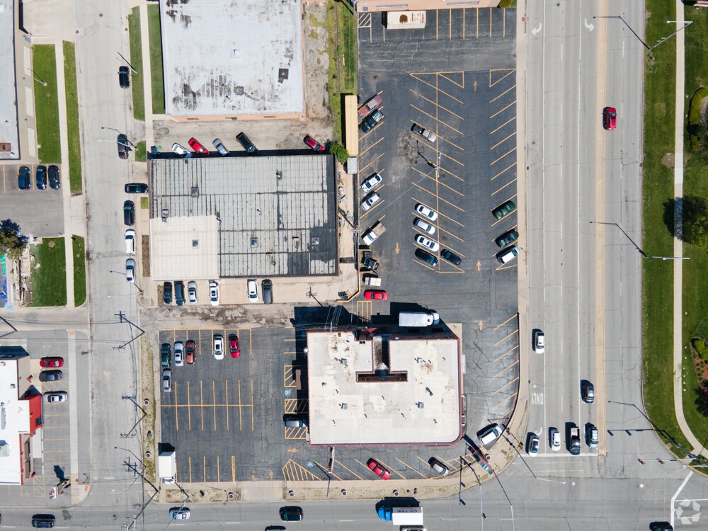 Aerial Photo - 9200 W Cermak Rd