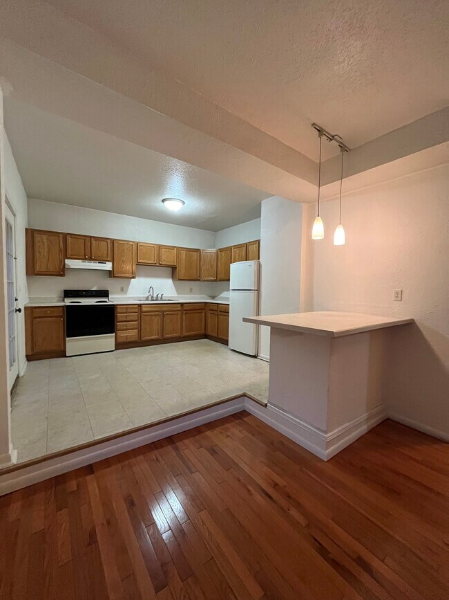Foto del edificio - 2428 1st Ave S
