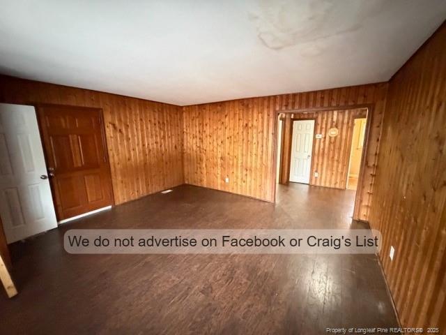 Foto del edificio - 503 Longview Dr