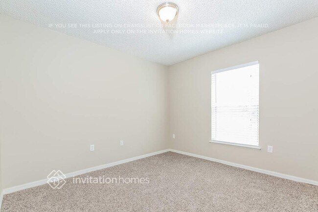 Foto del edificio - 1800 Brookshire Cir