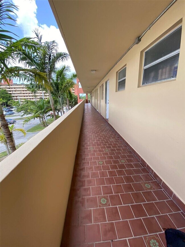 1750 NE 191st St Unit 3122, Miami, FL 33179 Apartment for Rent in