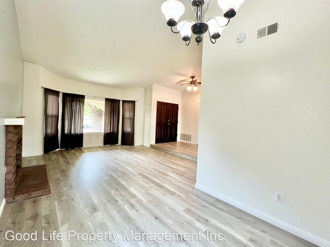 Building Photo - 3 br, 2 bath House - 7526 Rock Canyon Dr
