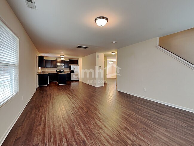 Foto del edificio - 2892 Glen Hollow Rd