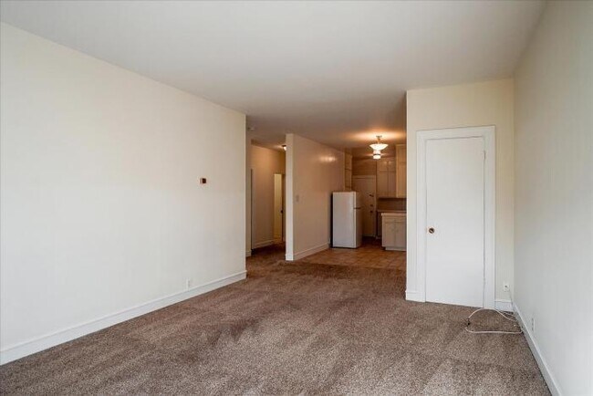 Building Photo - 1 bedroom in San Francisco CA 94123
