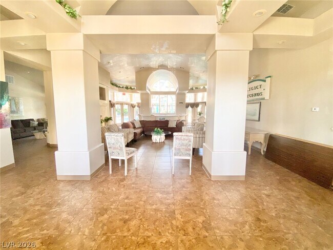 Foto del edificio - 2251 Wigwam Pkwy