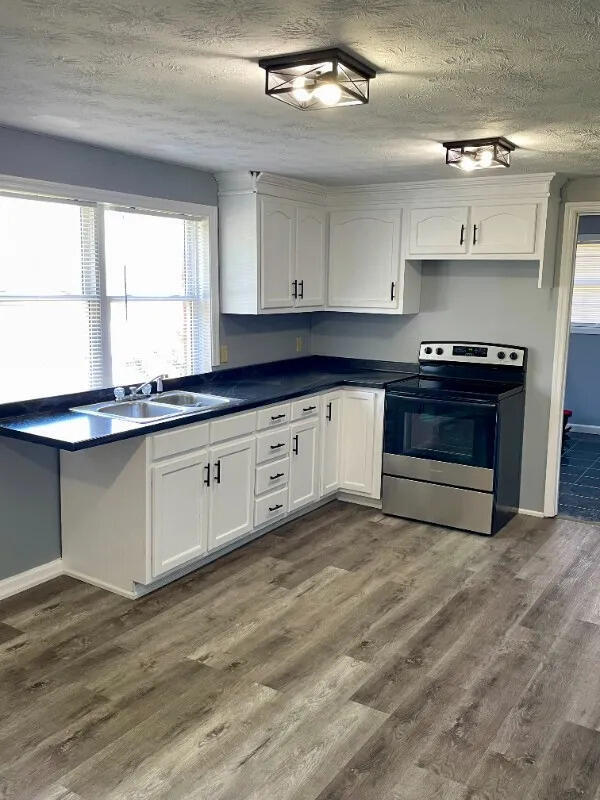 Building Photo - 239 N McWhorter St