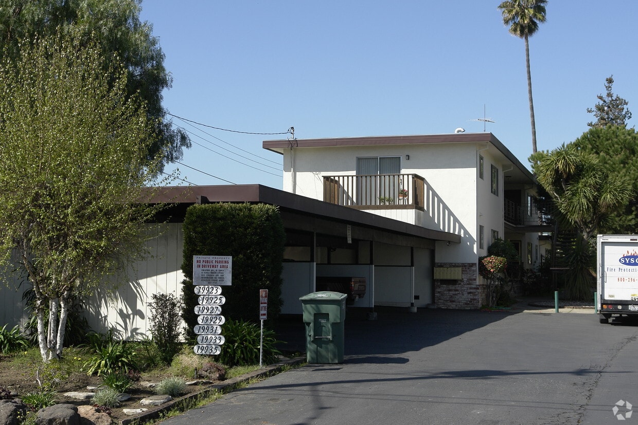 Primary Photo - Las Casitas