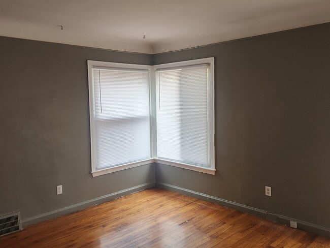 Building Photo - 16410 Edmore Dr