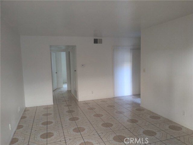 Foto del edificio - 1250 S Brookhurst St
