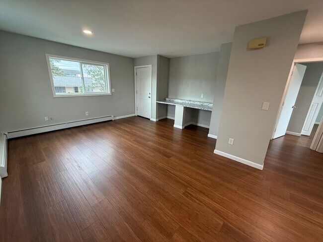 Foto del edificio - 218 N Park St