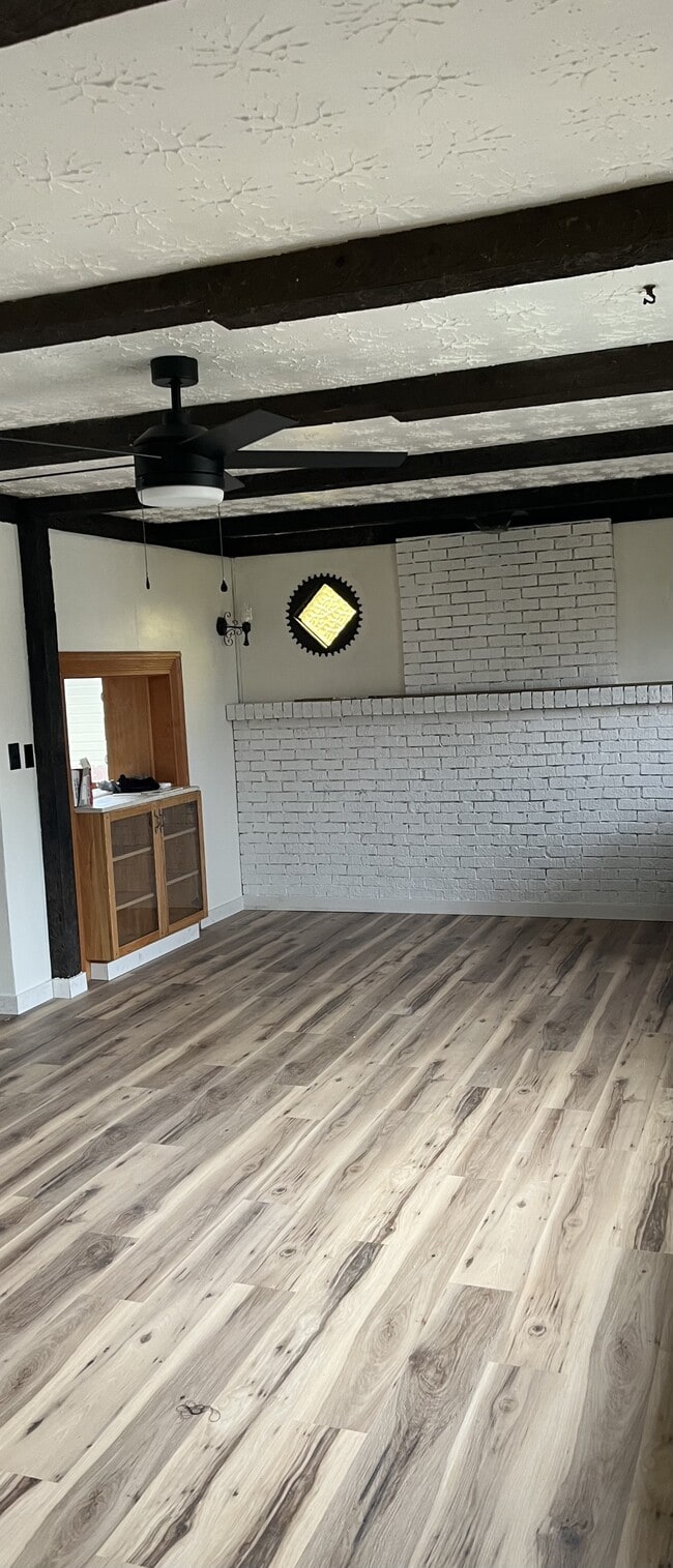 Building Photo - 4909 W Alamosa St