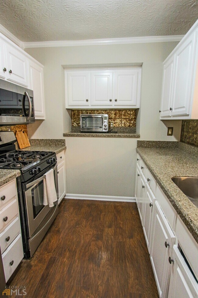 9 Biltmore Cir, Sharpsburg, GA 30277 House for Rent in Sharpsburg, GA