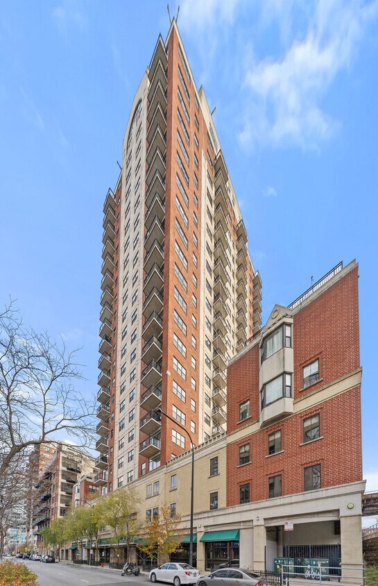 Primary Photo - 1529 S State St