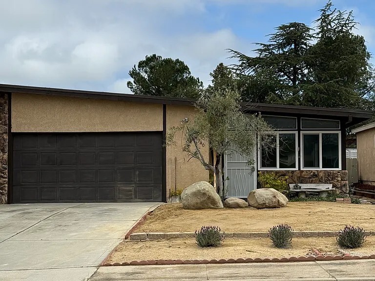 Foto principal - 1740 Marigold Ln