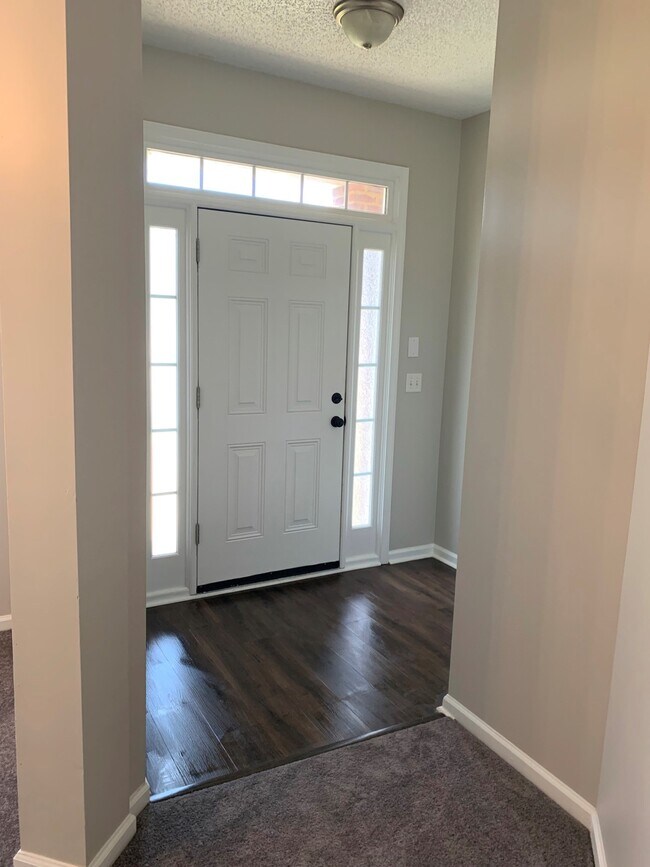Building Photo - 205 Timber Wolf Trail
