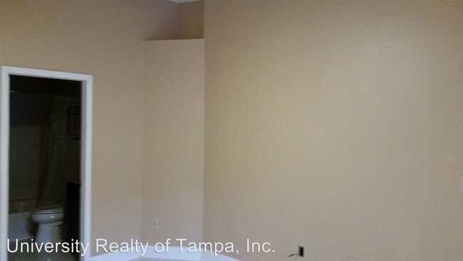 Building Photo - 14724 Norwood Oaks Dr