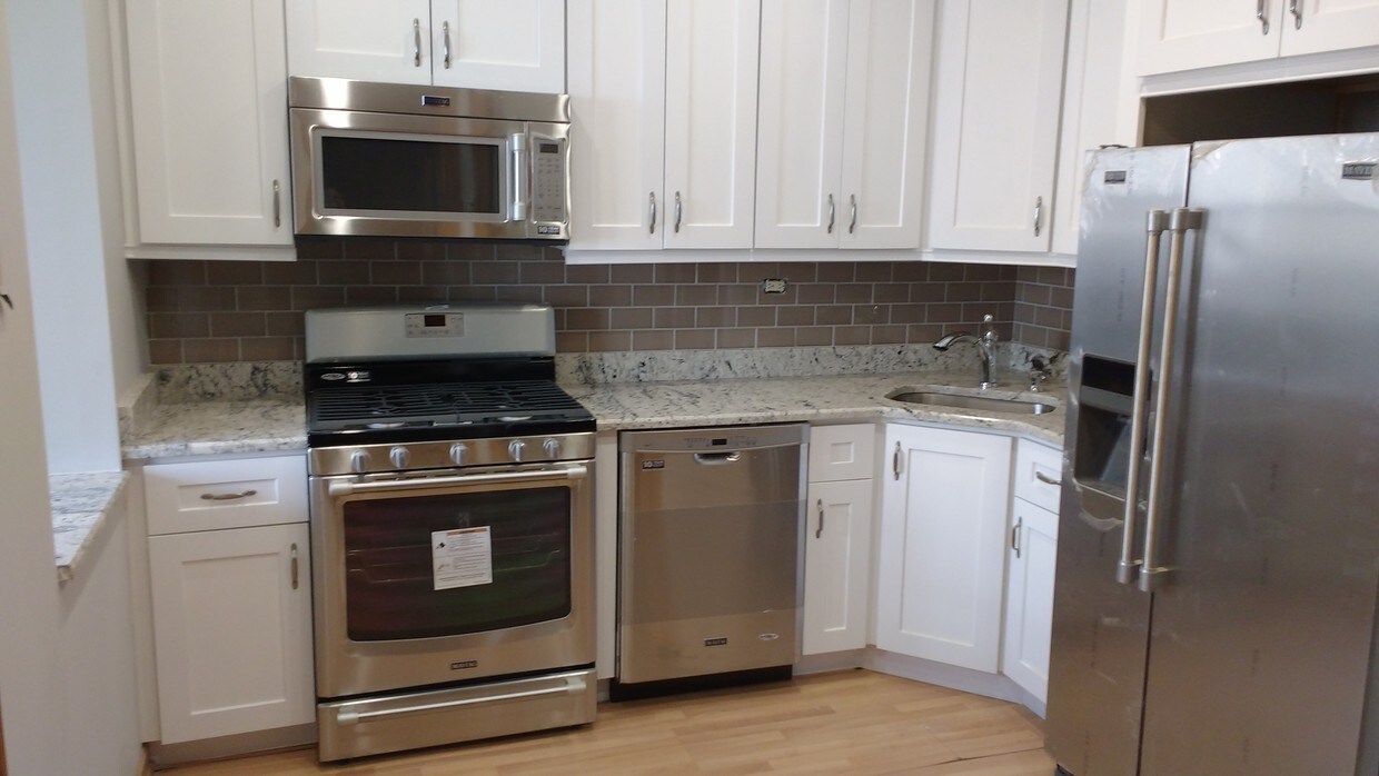 Remodel Kitchen - 3130 W Wilson Ave