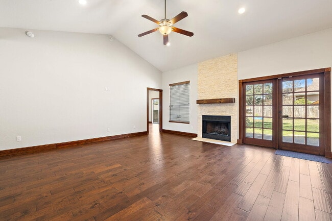 Building Photo - Renovated South Austin Stunner on a Private Corner Lot + Massive Backyard