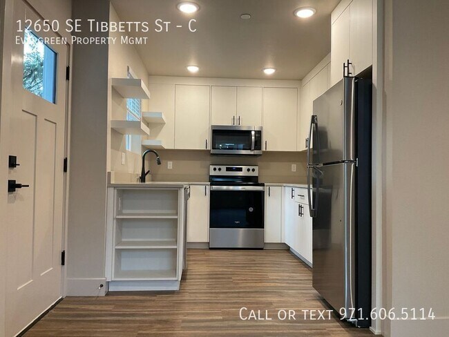 Foto del edificio - 12650 SE Tibbetts St