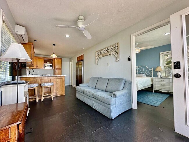 Building Photo - 30505 Orange Dr