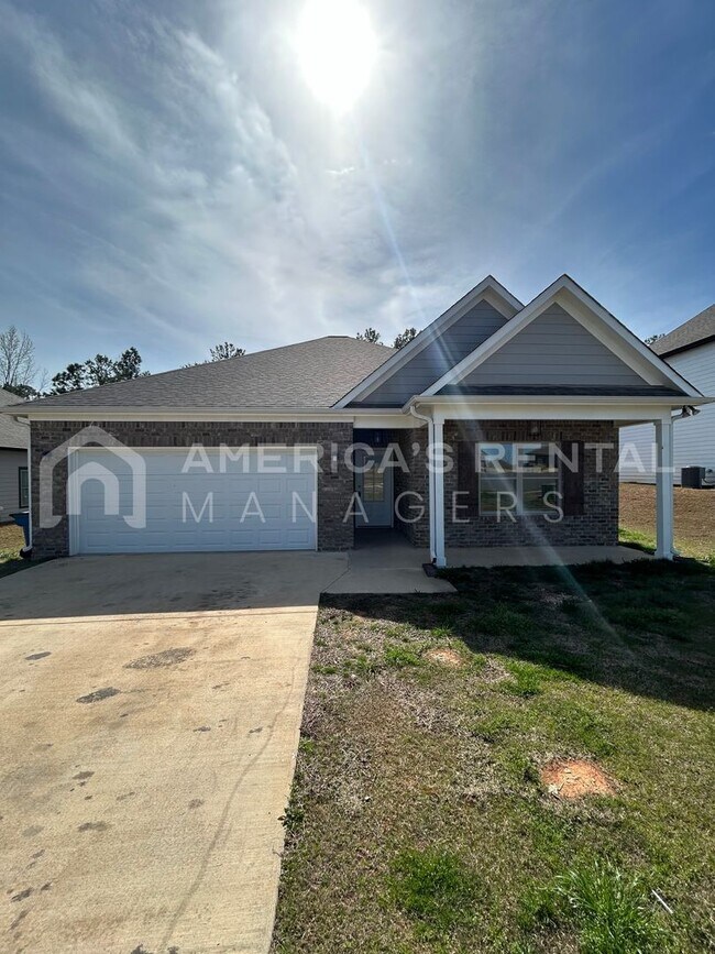 Foto del edificio - DEPOSIT PENDING! Home for Rent in Jemison, AL. Available to View Now!!!