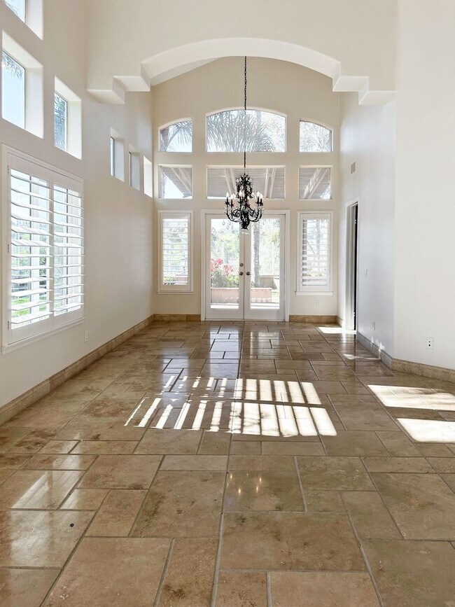 Foto del edificio - Beautiful Marina Hills Home!