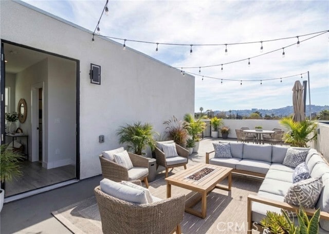 Building Photo - 5130 Riverton Ave