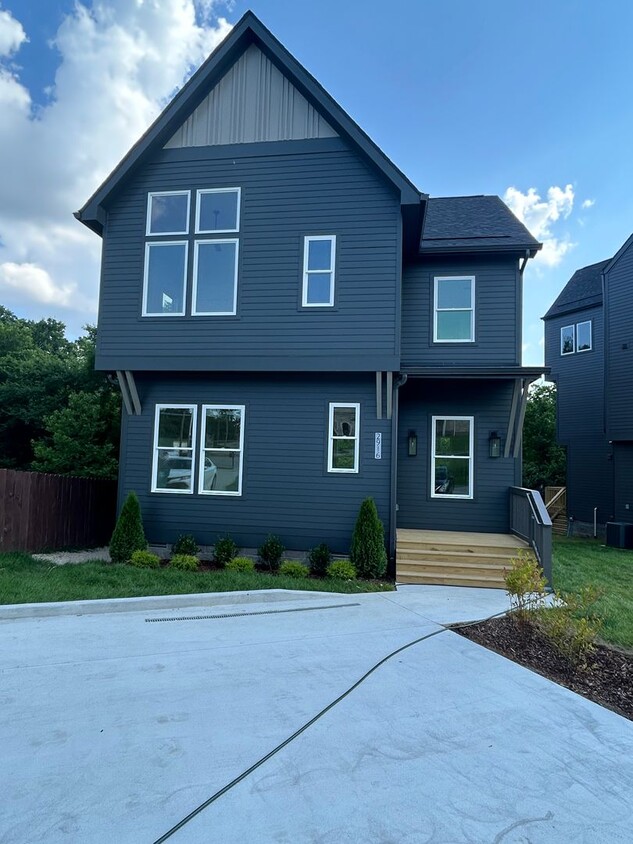 Primary Photo - Amazing New Construction in North Nashville!