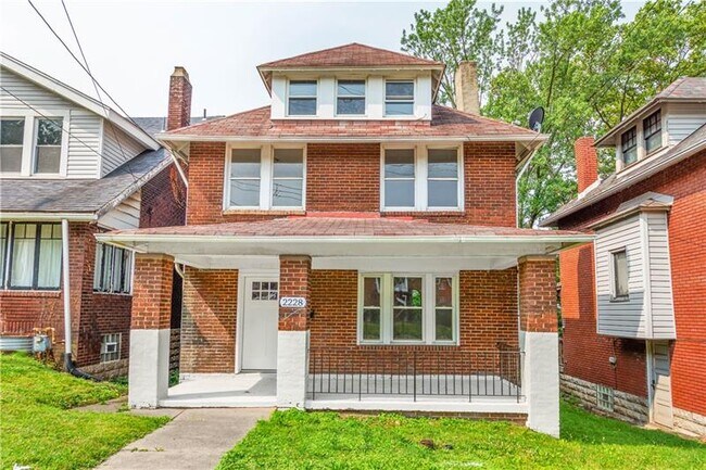 Foto del edificio - 2228 S Braddock Ave