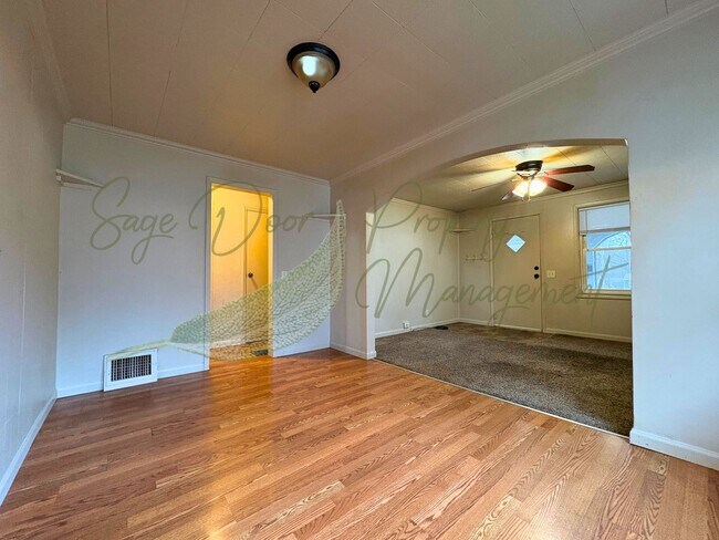 Foto del edificio - TWO BEDROOM HOME IN INDEPENDENCE!!!