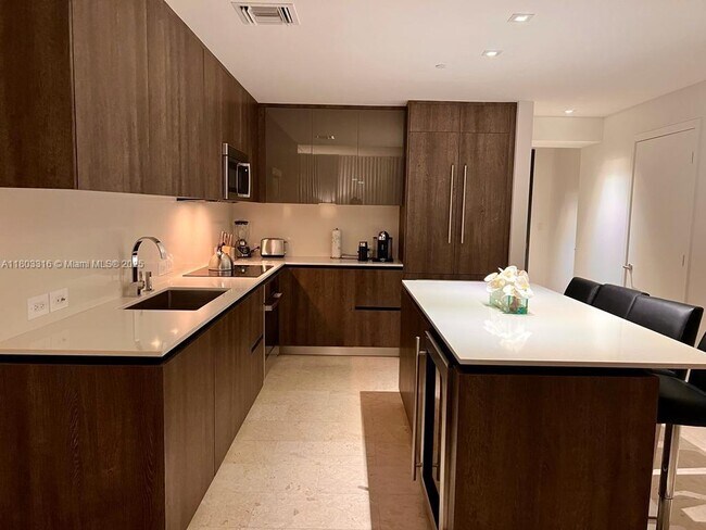 Foto del edificio - 88 SW 7th St