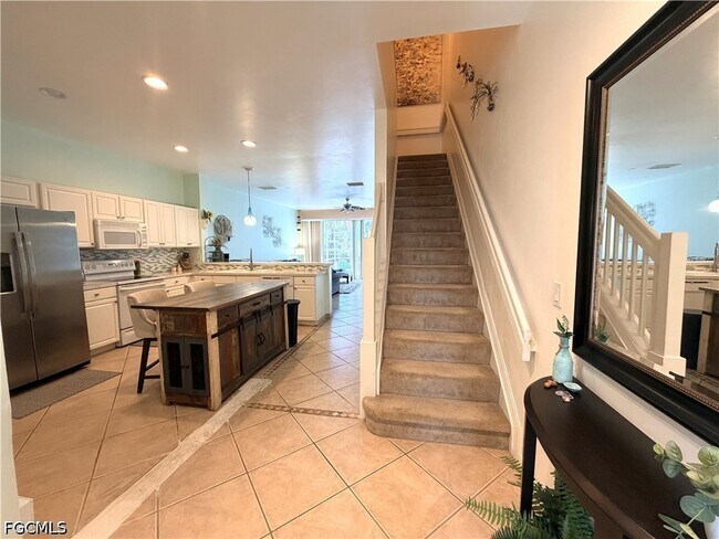 Foto del edificio - 8311 Village Edge Cir