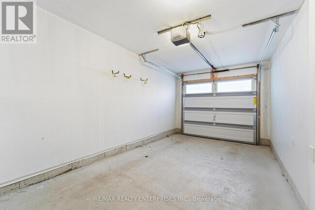 Photo du bâtiment - 414 Okanagan Path