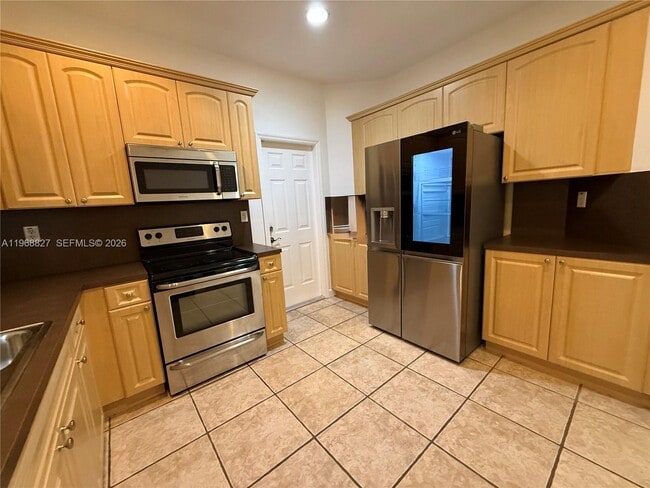 Foto del edificio - 1877 SW 155th Ave