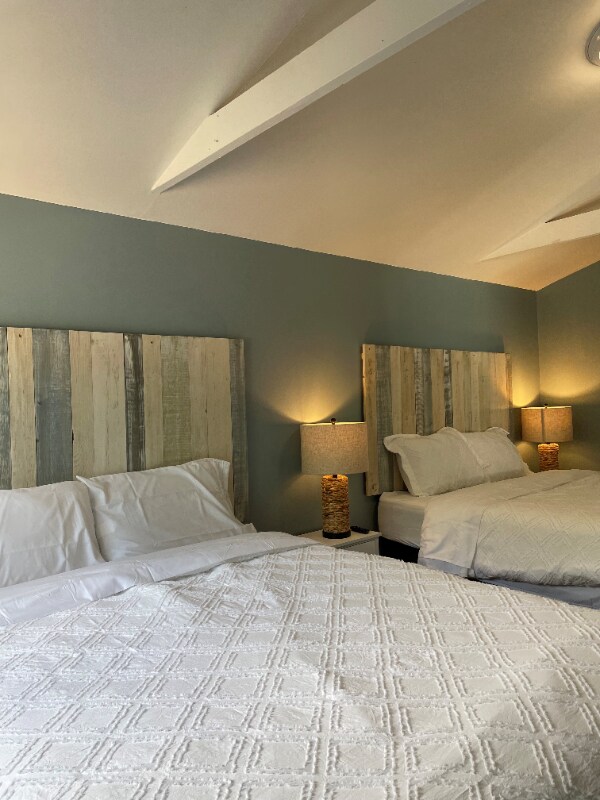 Foto del edificio - 39151 N Jackson Dr