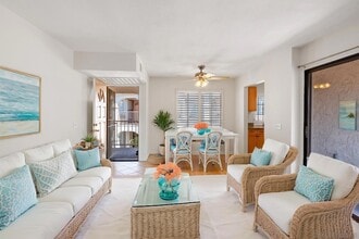 Building Photo - 13063 Wimberly Square