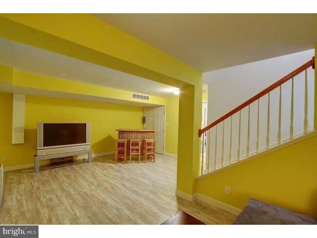 Building Photo - 29857 Plantation Dr