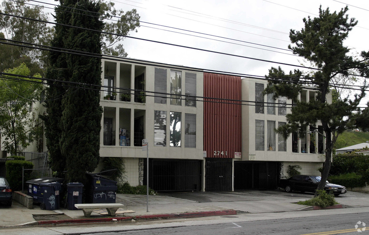 Primary Photo - 2741 S Fremont Ave