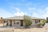Foto principal - 1831 E Atlanta Ave