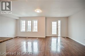 Photo du bâtiment - 7 Sirente Dr