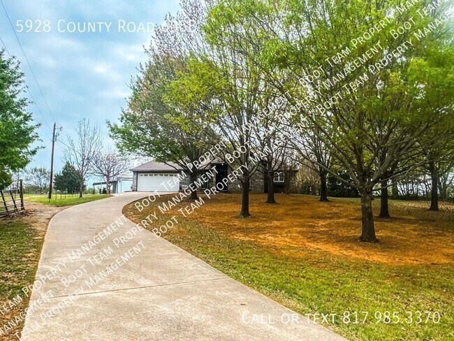 Foto del edificio - 5928 County Rd 605B