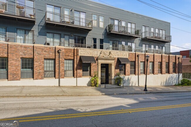 Building Photo - 200 N Highland Ave NE