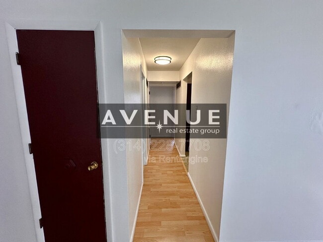 Building Photo - 10065 Puttington Dr