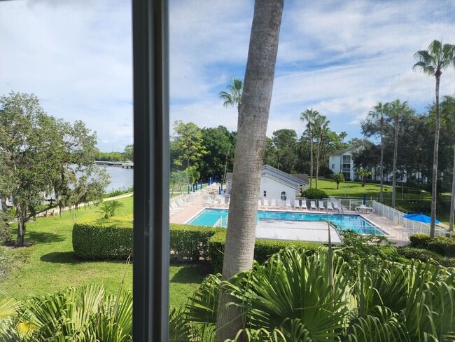 Building Photo - 2 BR 2 BA furnished condo in the the Ancho...