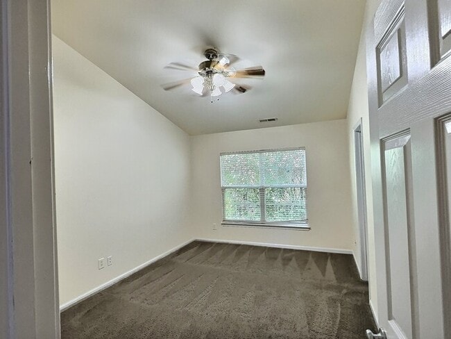 Foto del edificio - 2710 Wyntercrest Ln