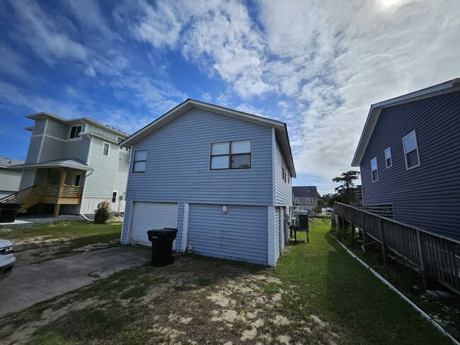 Building Photo - 110 Knight Ct